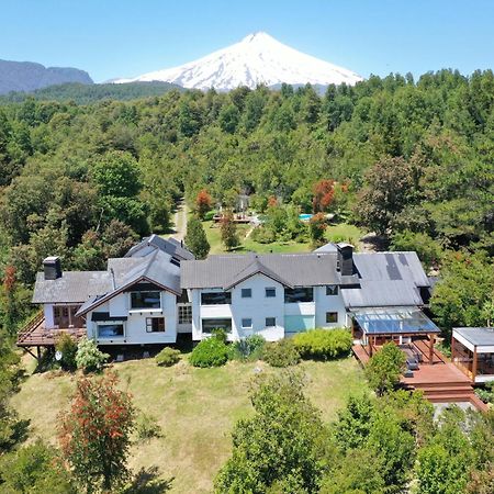 Bambu Lodge Пукон Экстерьер фото